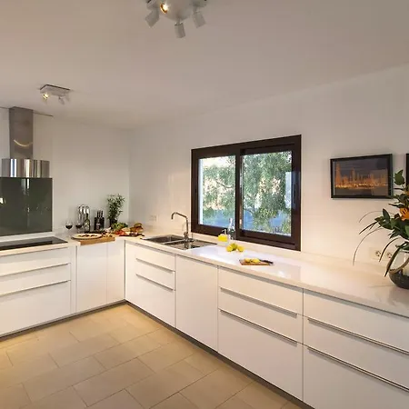 Alcalde Villa Mácher